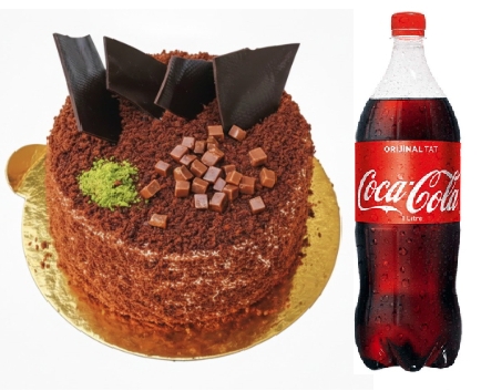 4-6 Kişilik Tatlı İkram Paketi - Çikolatalı Yaş Pasta