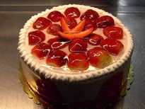 4-6 Kişilik Yaş Pasta Menüsü - Özel Kutlamalar İçin